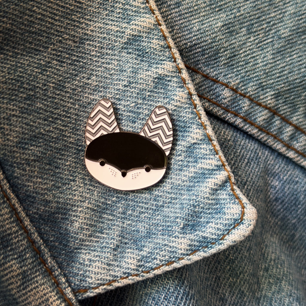 Black Fox pin