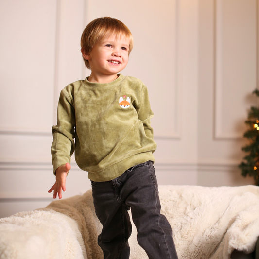 Sinine sametpusa Rebase-tikandiga